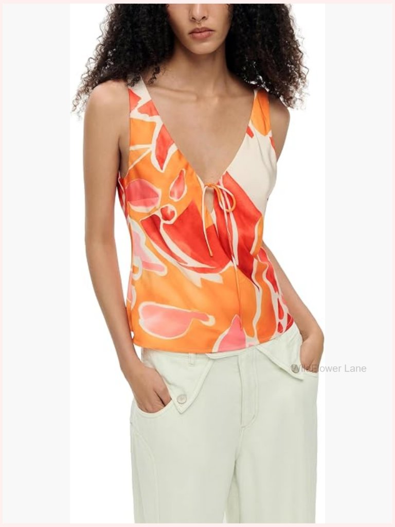 Sleeveless V-Neck Blouse With Buttons - Regular Fit